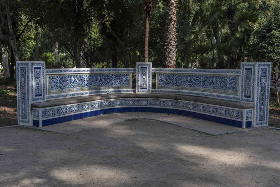 Castelló de la Plana 36 - parque Ribalta - banco de cerámica
